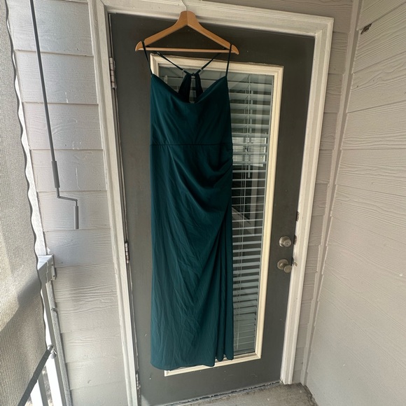 Azazie Deep Green Fabric - Picture 4 of 5